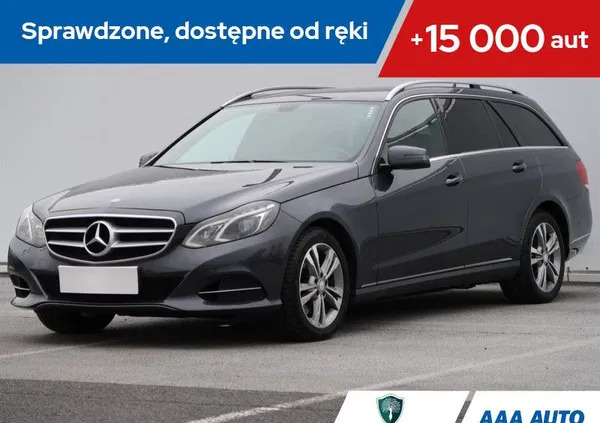 mercedes benz klasa e Mercedes-Benz Klasa E cena 74000 przebieg: 259021, rok produkcji 2013 z Nowy Sącz